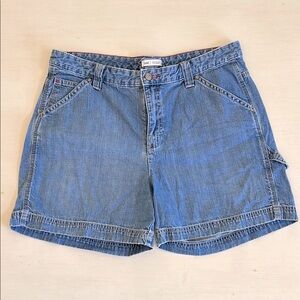 Levi's Women's Blue Denim Shorts - Super Cute 💙🌻💙